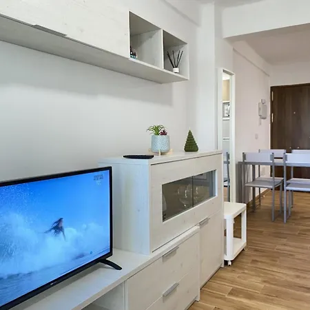 Fuer 2 Personen Ca 60 Qm In Nerja, Andalusien Costa Del Sol * Нерха